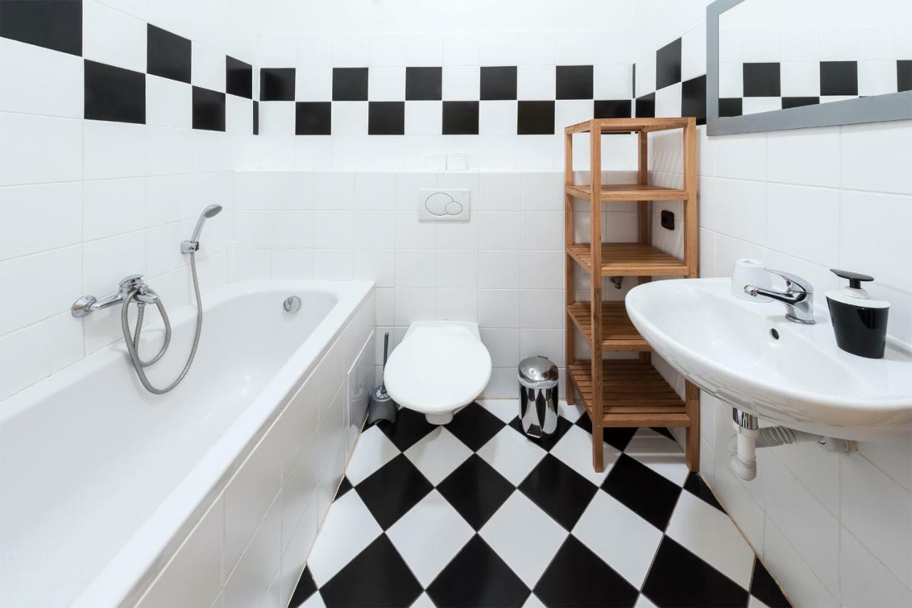 Apartmán 6 *