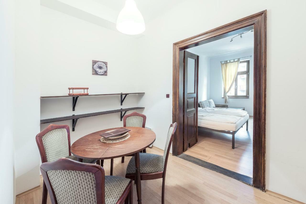 6 * Praha